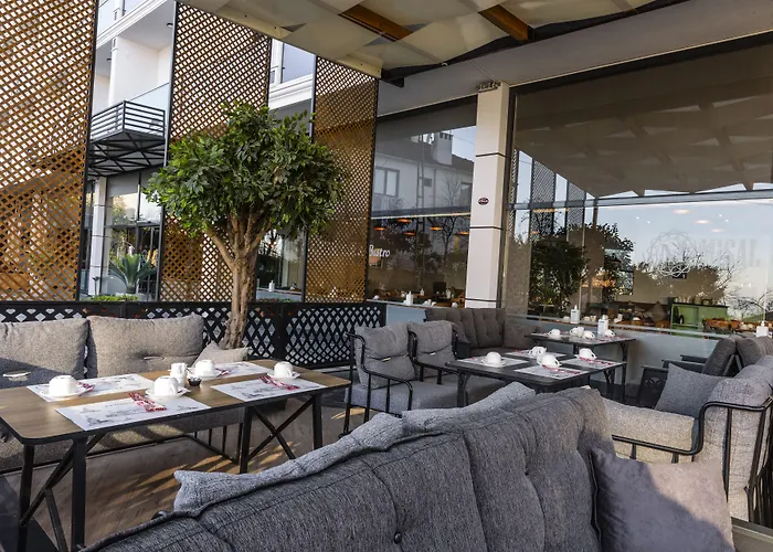 Misal 4* 特拉布宗