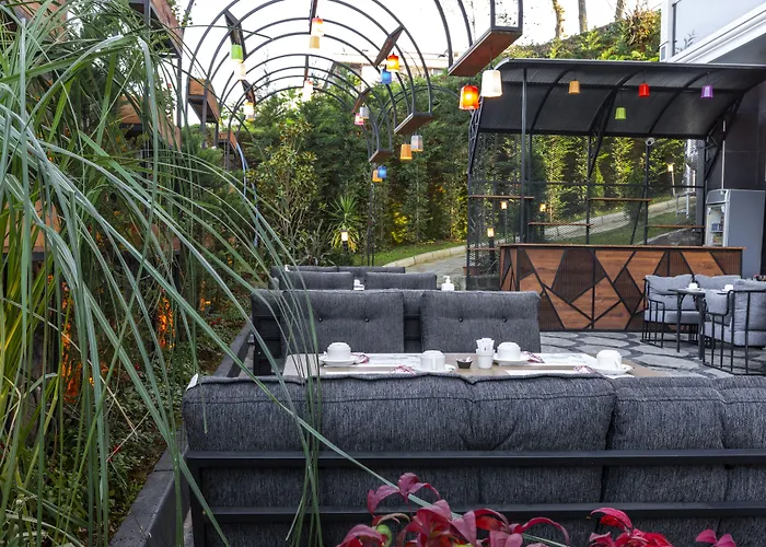 Misal 4* 特拉布宗