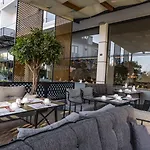 Misal 4* 트라존