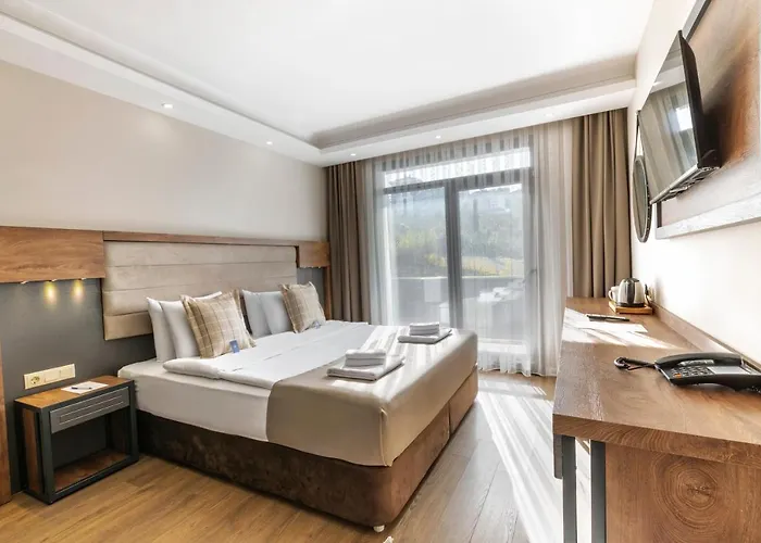 Misal 4* Τραμπζόν